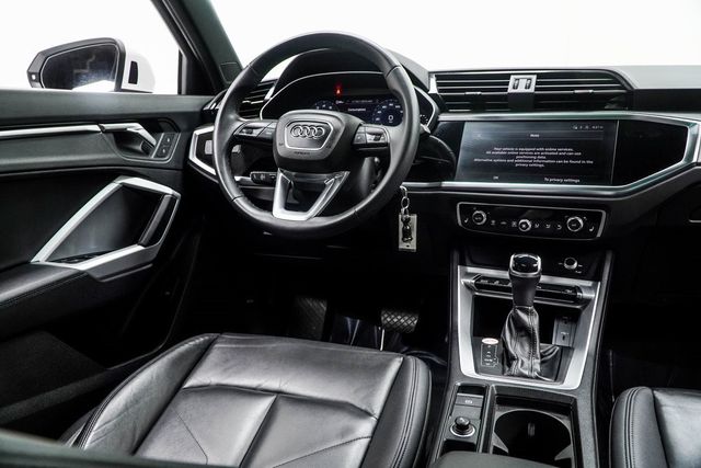 2025 Audi Q3 S line Premium 45 TFSI quattro - 22965654 - 18