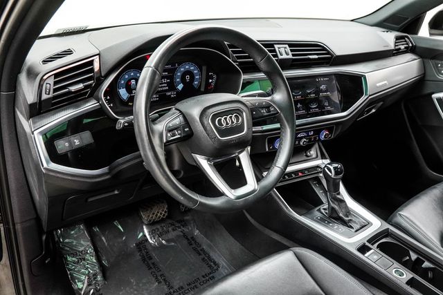 2025 Audi Q3 S line Premium 45 TFSI quattro - 23017051 - 19