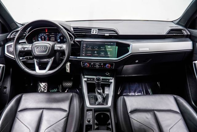 2025 Audi Q3 45 TFSI S Line Premium quattro's photo