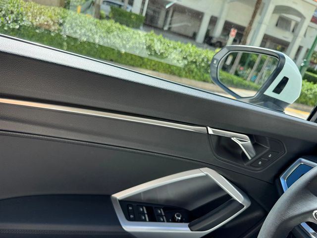 2025 Audi Q3 S line Premium 45 TFSI quattro - 22935003 - 31