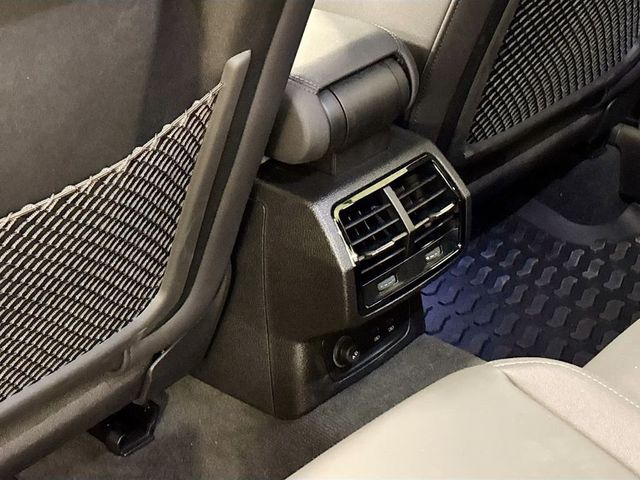 2025 Audi Q3 S line Premium 45 TFSI quattro - 23051900 - 16