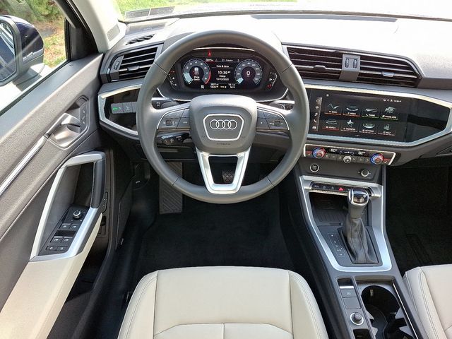 2025 Audi Q3 S line Premium Plus 45 TFSI quattro - 22956569 - 11