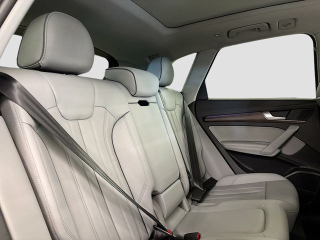 2025 Audi Q5 45 S line Premium Plus - 22993760 - 14