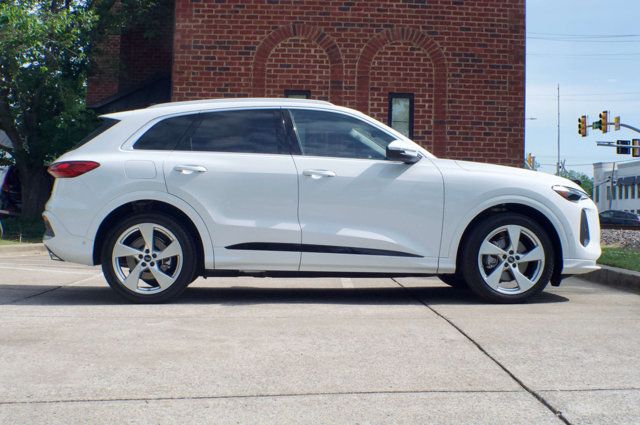 2025 Audi Q5 MSRP$64465/PrestigePkg/PanoramicSunroof/Heated&CooledSeats - 23000900 - 3