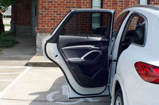 2025 Audi Q5 MSRP$64465/PrestigePkg/PanoramicSunroof/Heated&CooledSeats - 23000900 - 44