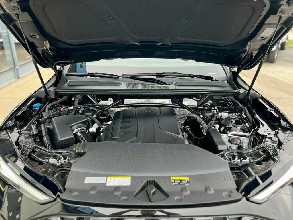 2025 Audi Q5 Premium 2.0 TFSI quattro - 23074843 - 11