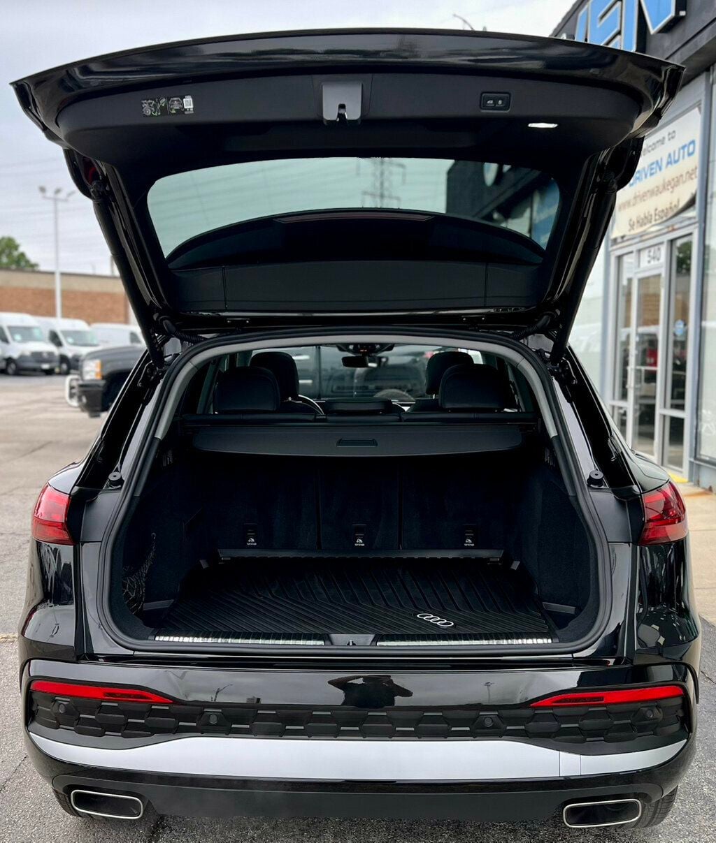 2025 Audi Q5 Premium 2.0 TFSI quattro - 23074843 - 8