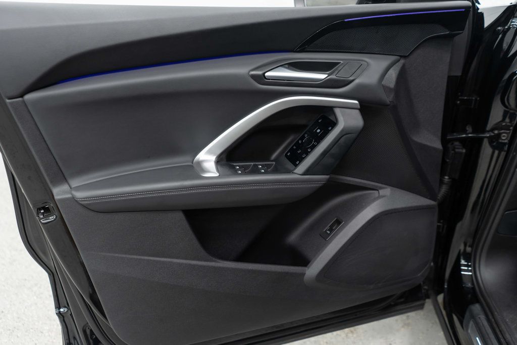 Audi Q5 photo 14