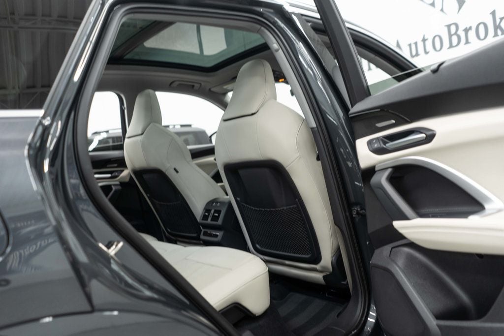 Audi Q5 photo 13