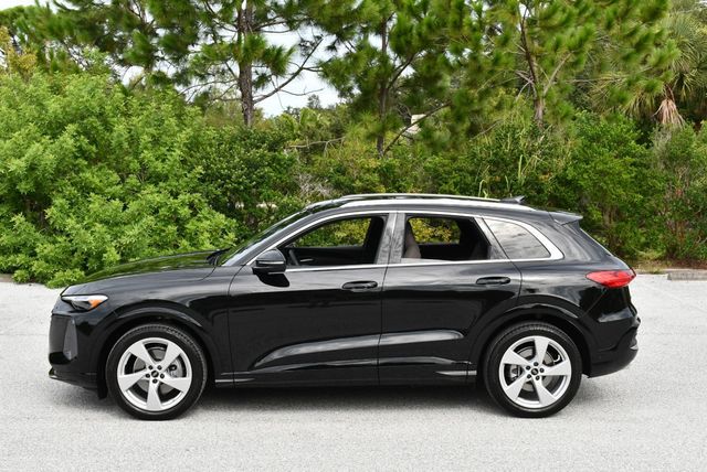 2025 Audi Q5 Prestige 2.0 TFSI quattro W/20" Wheel Package - 23072356 - 26