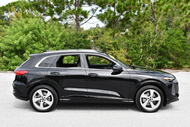 2025 Audi Q5 Prestige 2.0 TFSI quattro W/20" Wheel Package - 23072356 - 32