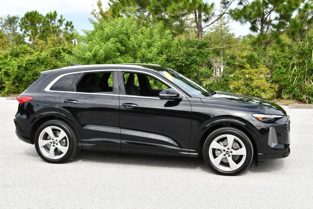 2025 Audi Q5 Prestige 2.0 TFSI quattro W/20" Wheel Package - 23072356 - 35