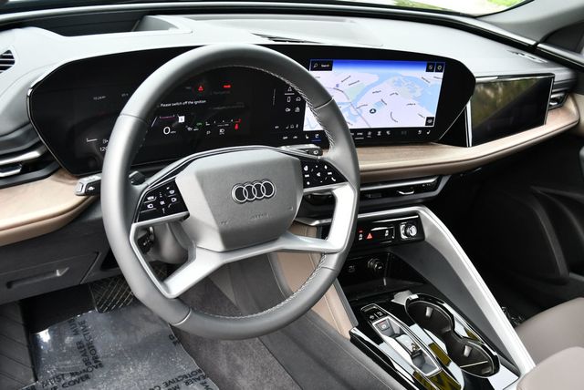 2025 Audi Q5 Prestige 2.0 TFSI quattro W/20" Wheel Package - 23072356 - 41