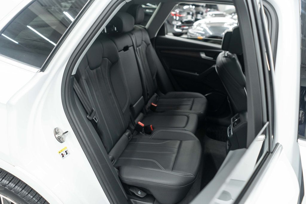 2025 Audi Q5 S line Premium 55 TFSI e quattro - 22958193 - 11