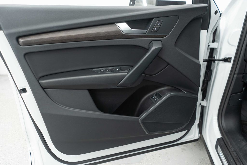 2025 Audi Q5 S line Premium 55 TFSI e quattro - 22958193 - 13