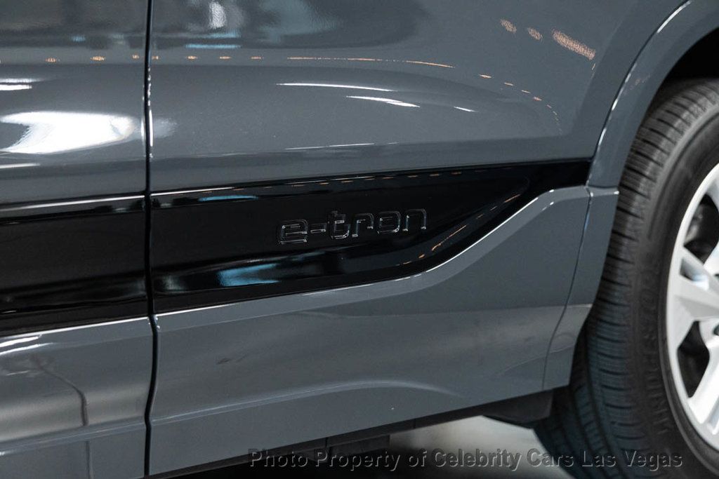 2025 Audi Q6 e-tron Premium Plus, Clean carfax, 321 miles of range - 22996440 - 14