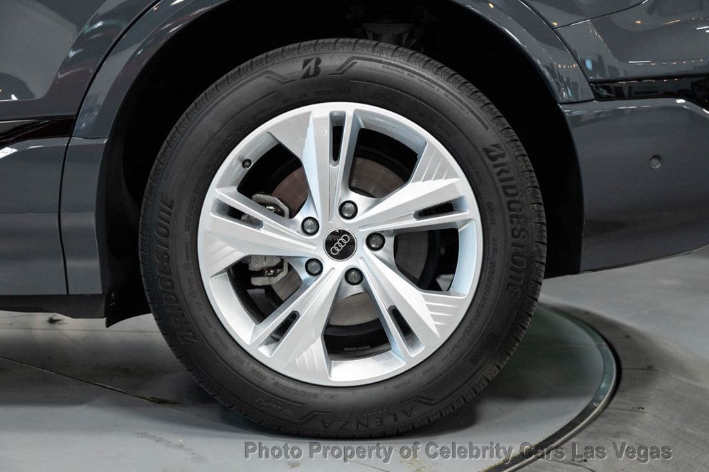 2025 Audi Q6 e-tron Premium Plus, Clean carfax, 321 miles of range - 22996440 - 16