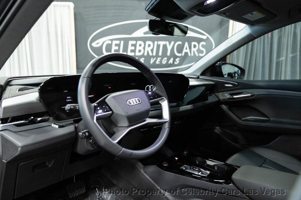 2025 Audi Q6 e-tron Premium Plus, Clean carfax, 321 miles of range - 22996440 - 1