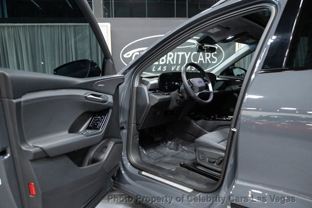 2025 Audi Q6 e-tron Premium Plus, Clean carfax, 321 miles of range - 22996440 - 20