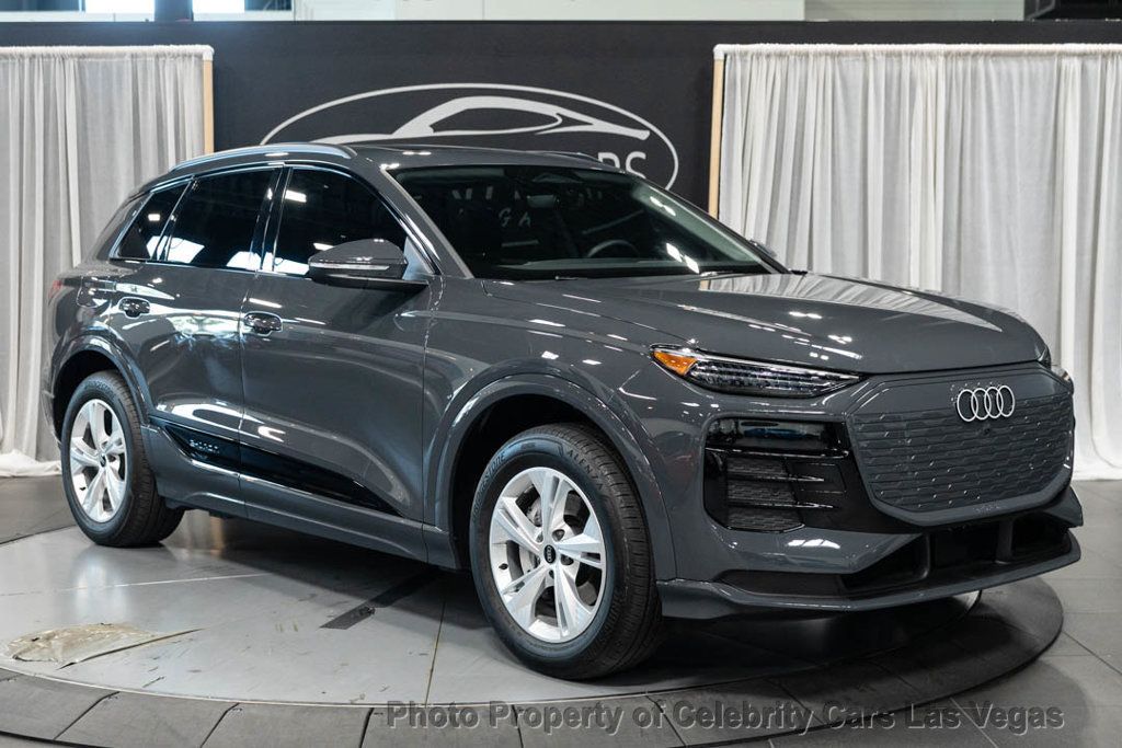 2025 Audi Q6 e-tron Premium Plus, Clean carfax, 321 miles of range - 22996440 - 5