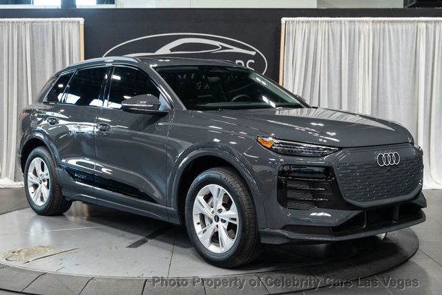 2025 Audi Q6 e-tron Premium Plus, Clean carfax, 321 miles of range - 22996440 - 5