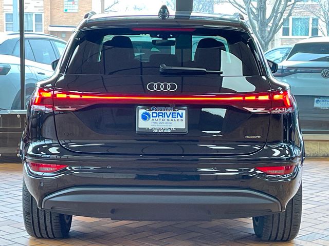 2025 AUDI Q6 - Image 6