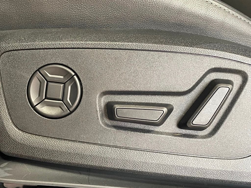 2025 Audi Q6 e-tron Premium Plus quattro - 22993421 - 12