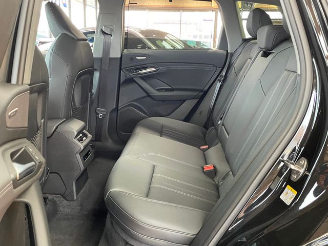 2025 AUDI Q6 - Image 14