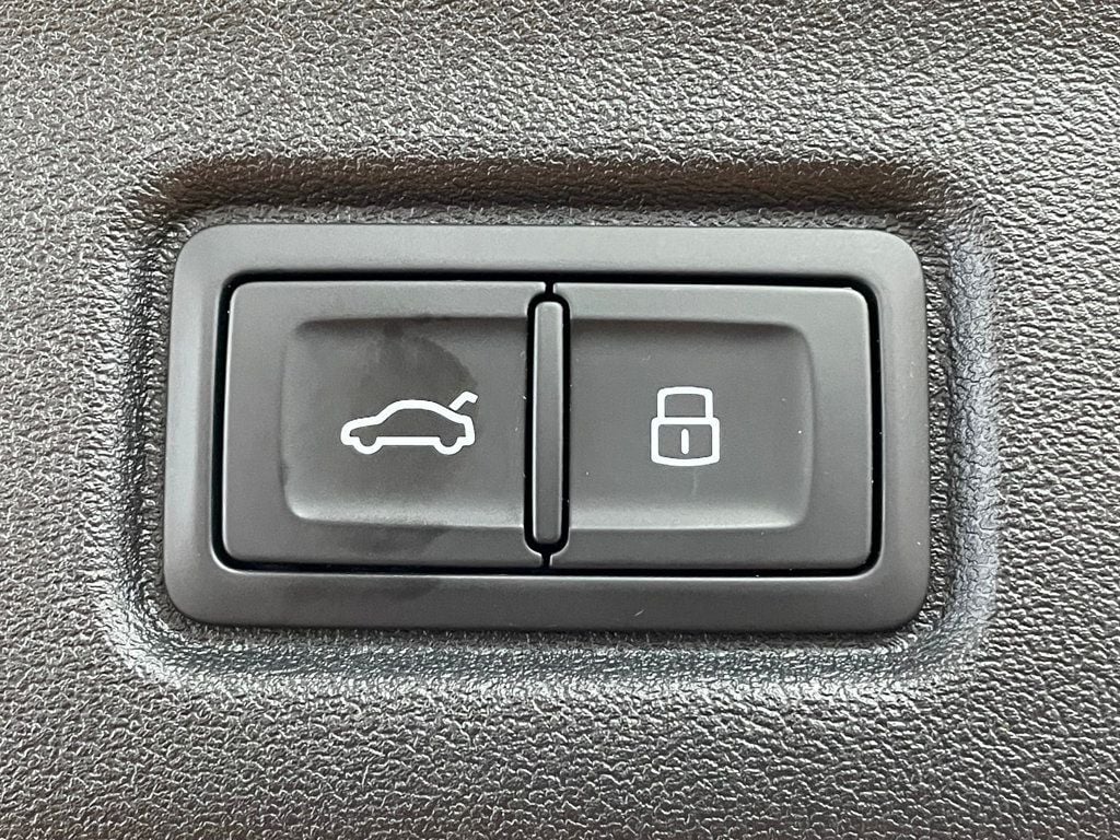 2025 Audi Q6 e-tron Premium Plus quattro - 22993421 - 22