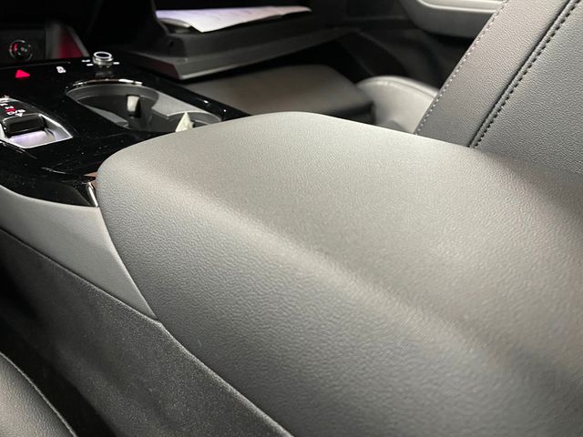 2025 AUDI Q6 - Image 35