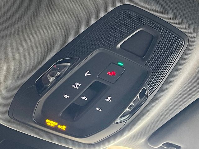 2025 AUDI Q6 - Image 40