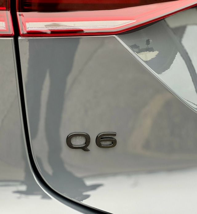 2025 Audi Q6 e-tron Premium Plus quattro - 23001131 - 9