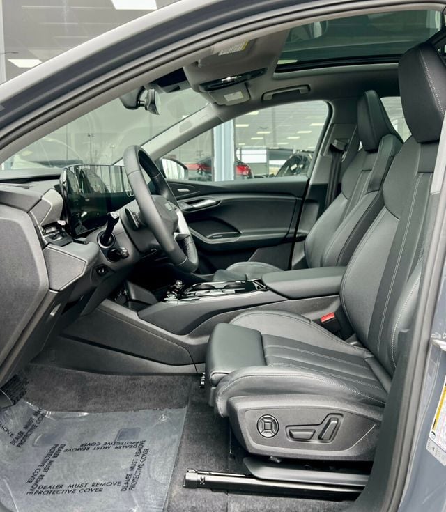 2025 Audi Q6 e-tron Premium Plus quattro - 23001131 - 14