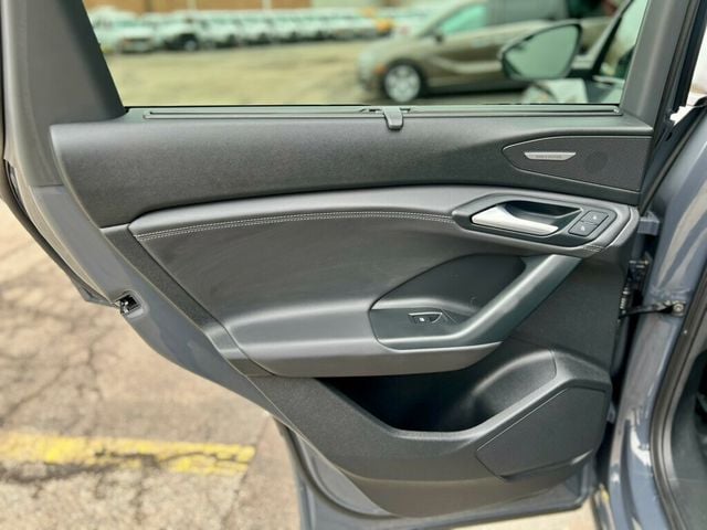 2025 Audi Q6 e-tron Premium Plus quattro - 23001131 - 15