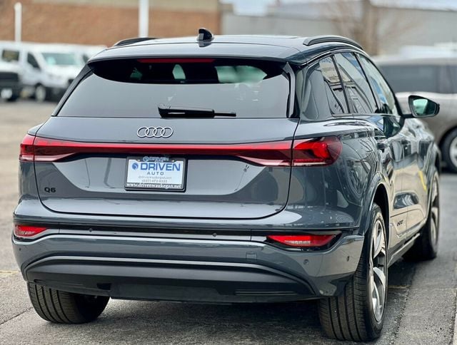2025 Audi Q6 e-tron Premium Plus quattro - 23001131 - 4