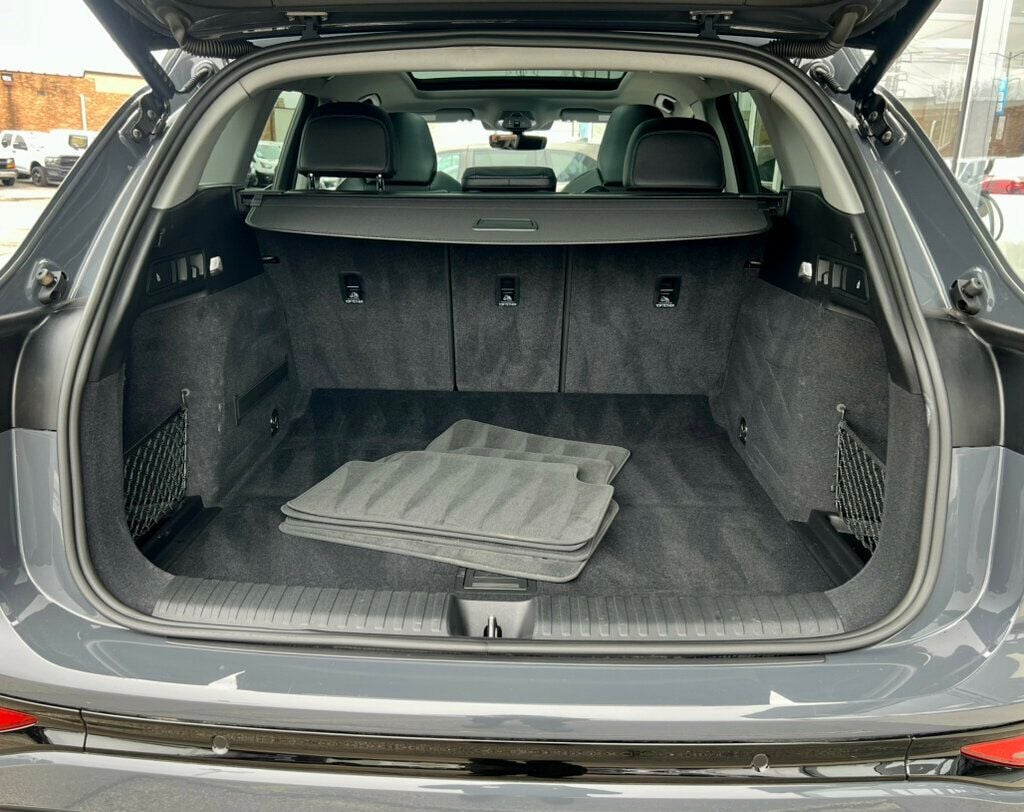 2025 Audi Q6 e-tron Premium Plus quattro - 23001131 - 6