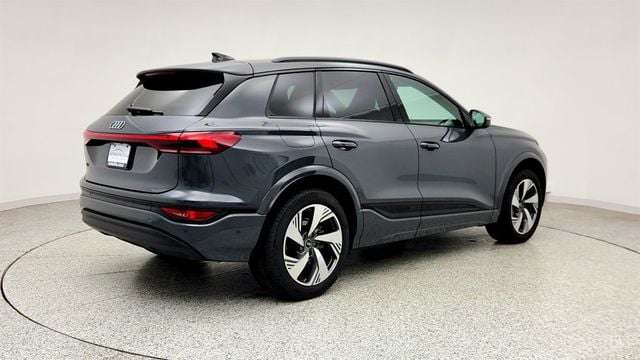 2025 Audi Q6 e-tron Premium Plus quattro w/ Warm Weather & 20'' Wheel Packages - 23013570 - 4