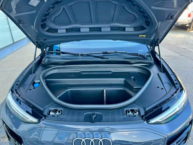 2025 Audi Q6 e-tron Premium quattro - 23053952 - 10