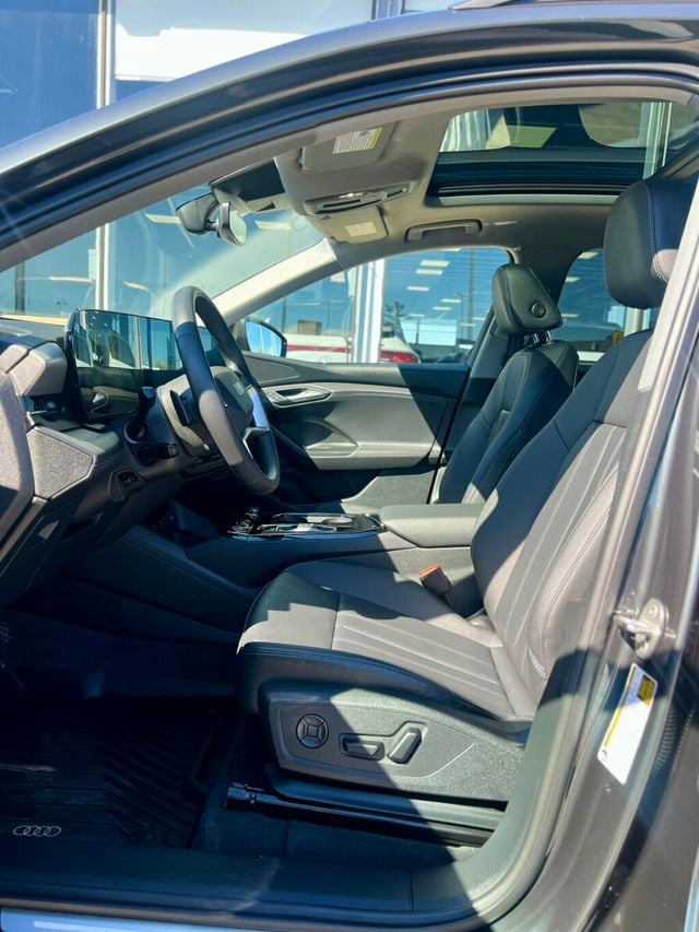 2025 Audi Q6 e-tron Premium quattro - 23078477 - 12