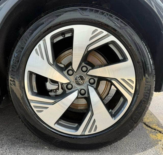 2025 Audi Q6 e-tron Prestige quattro - 23074844 - 34