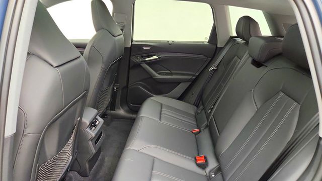2025 Audi Q6 e-tron Prestige quattro w/ Warm Weather Pkg & 20'' Wheel Pkg - 23034790 - 19