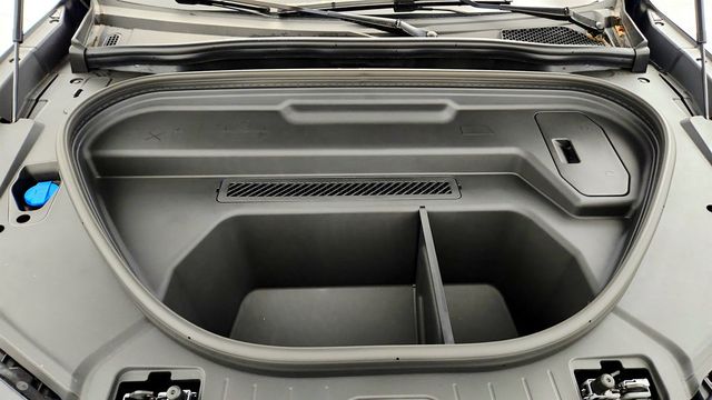 2025 Audi Q6 e-tron Prestige quattro w/ Warm Weather Pkg & 20'' Wheel Pkg - 23034790 - 25