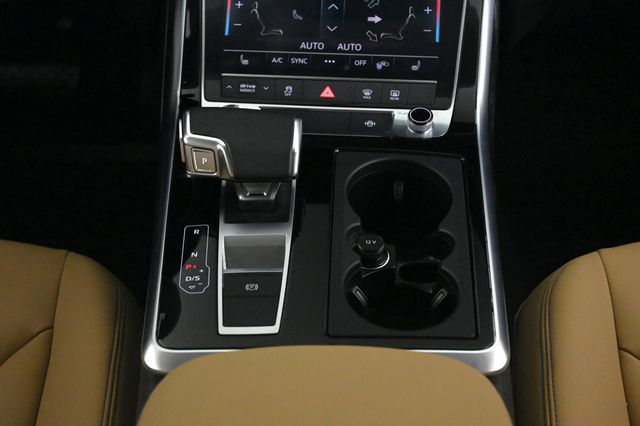 2025 Audi Q7 55 Premium - 22972138 - 13