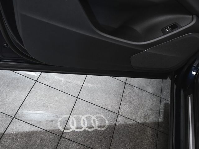 2025 Audi Q7 55 Premium - 22946093 - 10