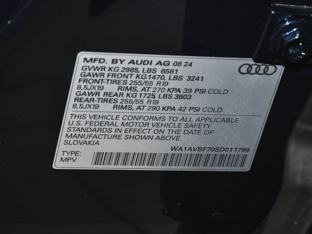 2025 Audi Q7 55 Premium - 22946093 - 24