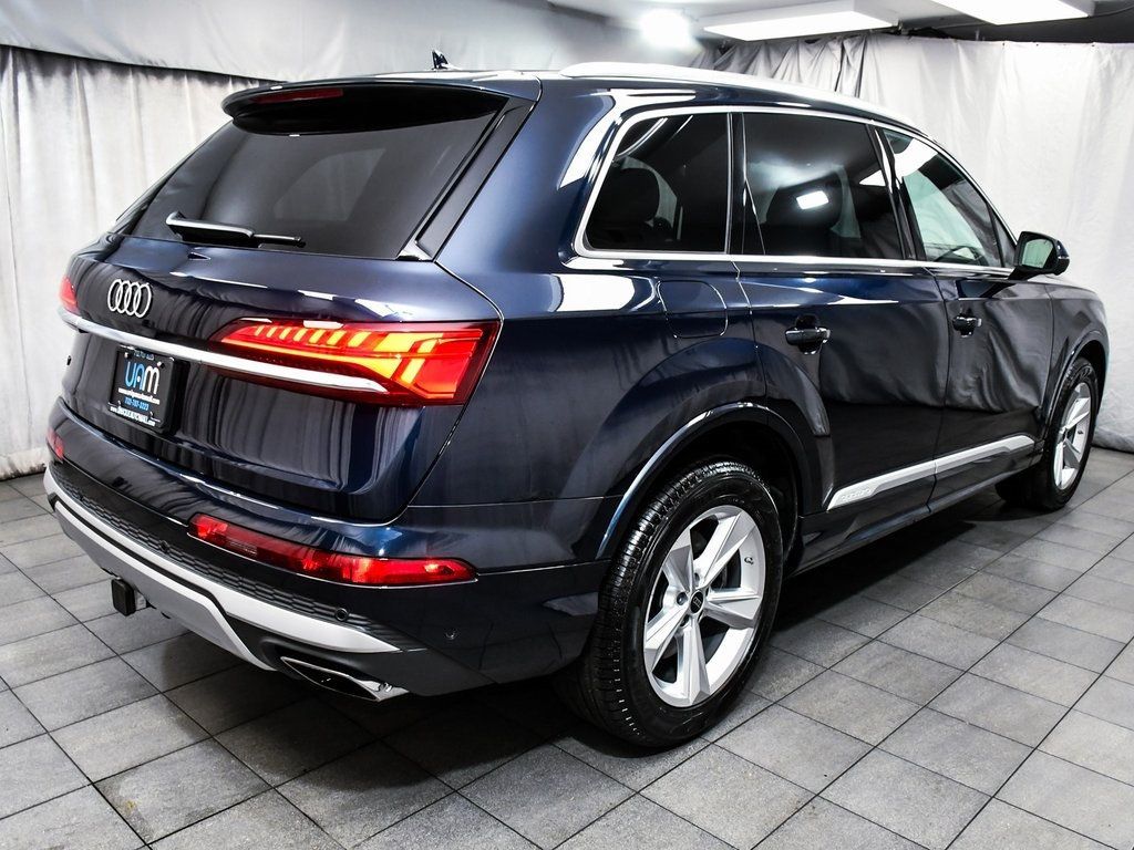 2025 Audi Q7 55 Premium photo 3