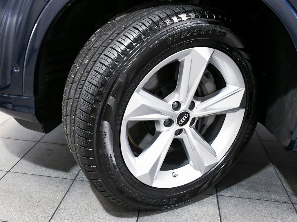 2025 Audi Q7 55 Premium photo 4