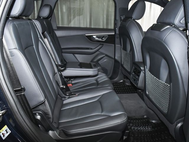 2025 Audi Q7 55 Premium - 22946093 - 77
