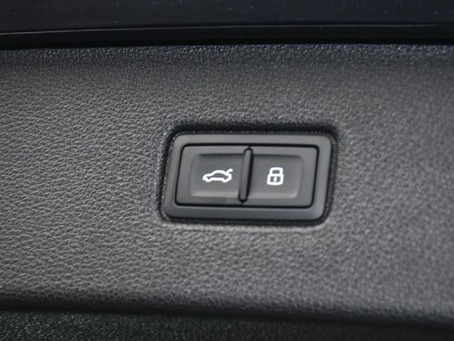 2025 Audi Q7 55 Premium - 22946093 - 93