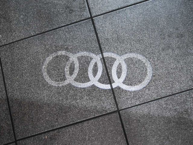 2025 Audi Q7 55 Premium - 23054278 - 18